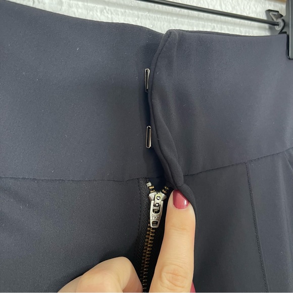 LULULEMON Departure Black Pants (Estimated Size 6) - Picture 5 of 9